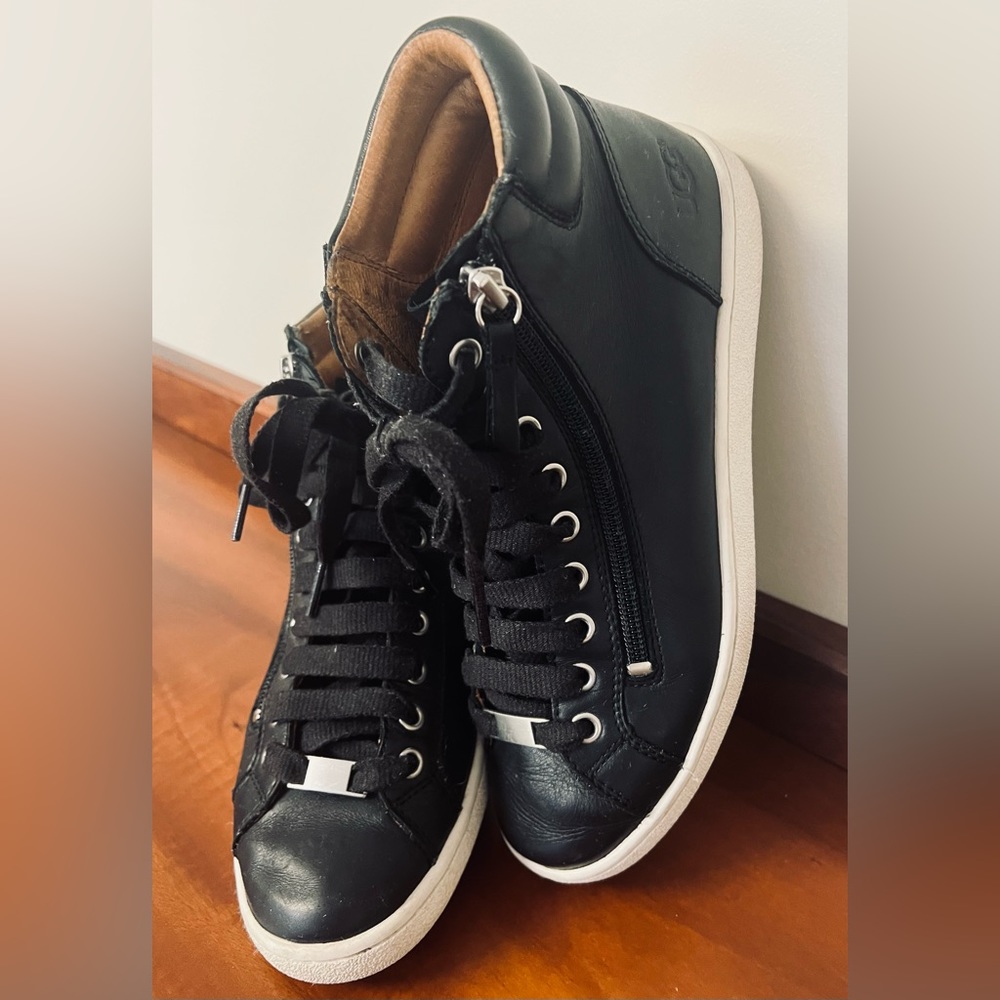 UGG Zip & Lace Up Leather High Top Trainer